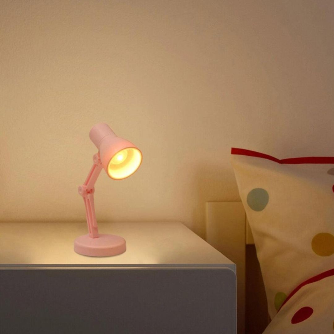 LÁMPARA PEQUEÑA DE ESCRITORIO