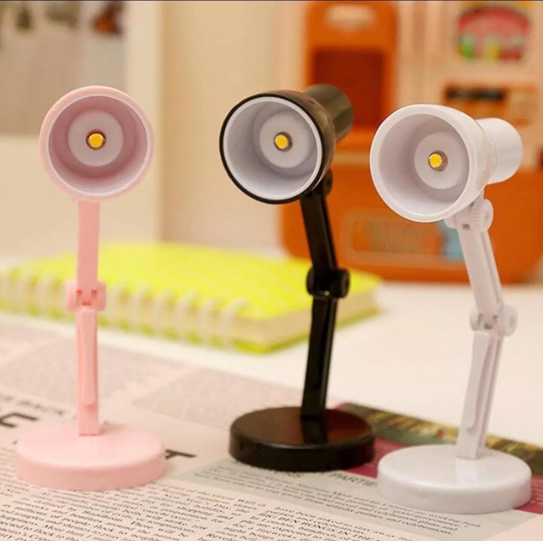 LÁMPARA PEQUEÑA DE ESCRITORIO